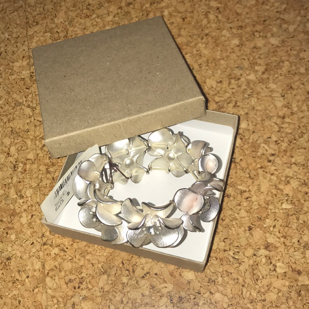 Metal Floral Bracelet with gift box